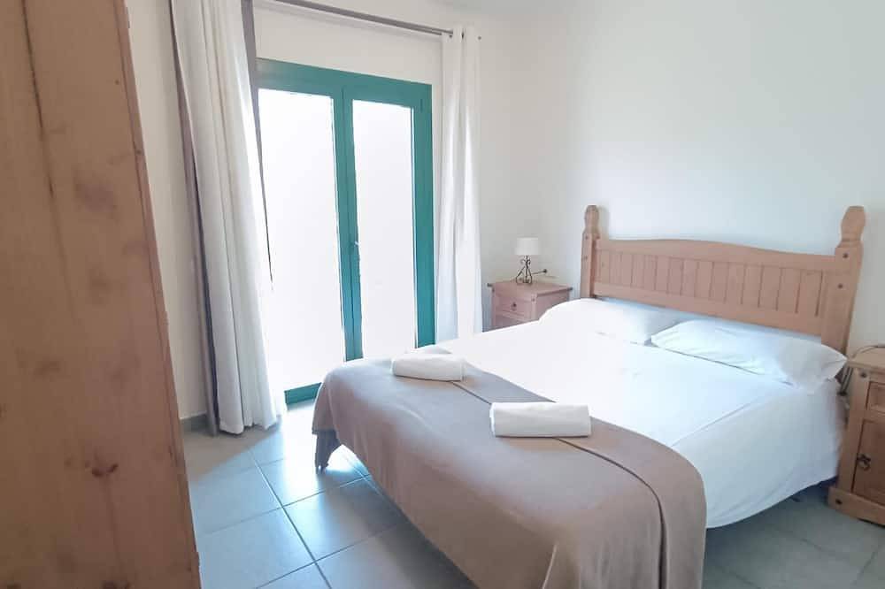 Entire apartment, Apartament La Plaça in Gualba, Barcelona Inland