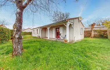 Holiday Rental for 8 People in Royan, Rochefort region, Photo 1