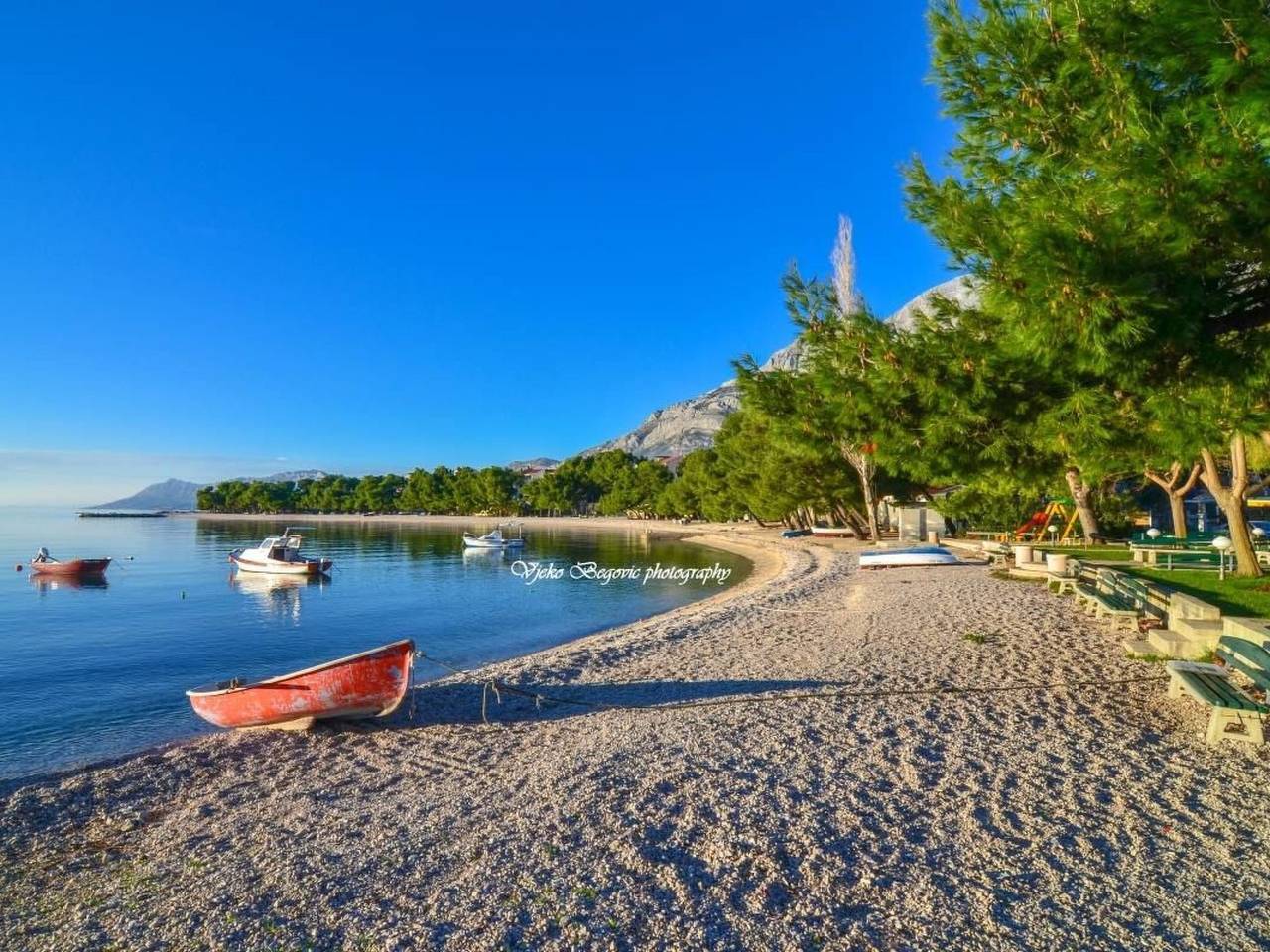 Ozzi mit privatem Pool in Makarska, Rivera de Makarska
