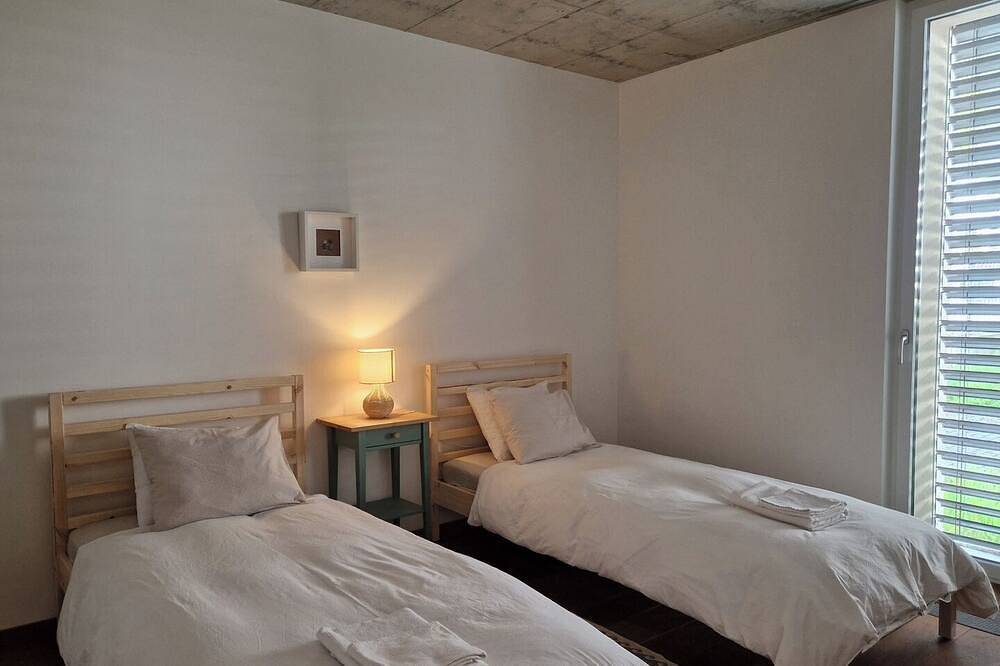 Ganze Wohnung, Luxurious and spacious duplex, very well located in Gurmels, Murtensee & Estavayer-le-Lac Region