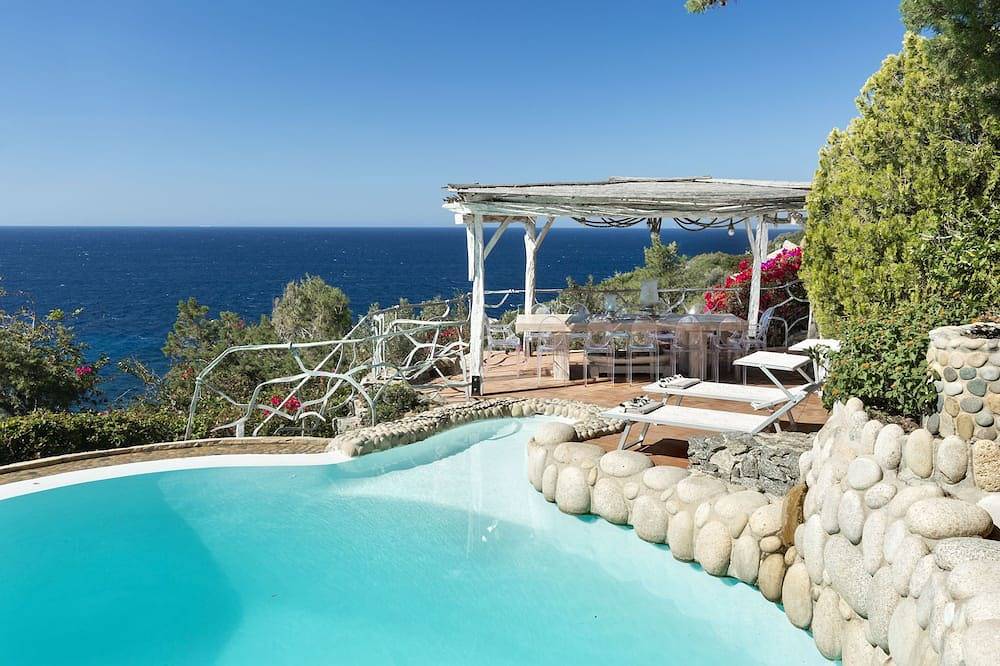 Canto Suite in Villa Orchestra in Torre delle Stelle, Maracalagonis