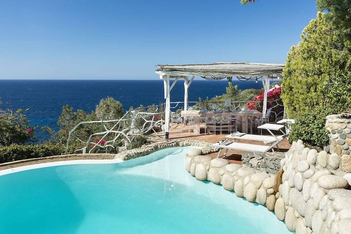 Ferienhaus für 8 Personen, mit Balkon und Garten