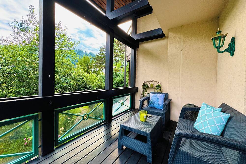 Luxusvilla Wellness Ferienhaus Emg Baden-Baden mit Pool, Sauna, Jacuzzi bis 20P in Gernsbach, Nordschwarzwald