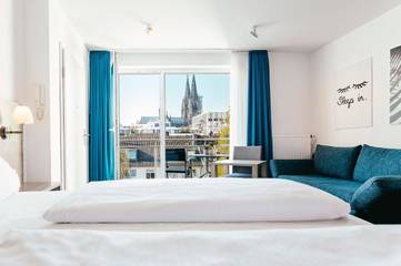 Ferienwohnung für 4 Personen, mit Ausblick in Köln
