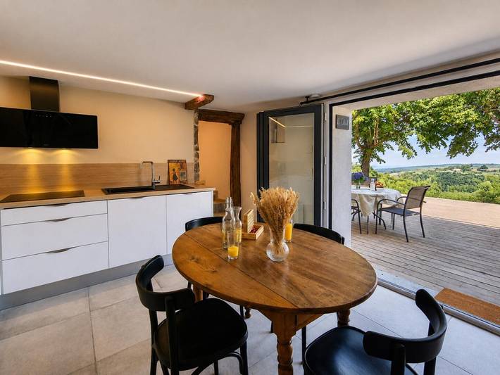 Gîte pour 2 personnes, avec Terrasse et Jardin à Saint-Just-Saint-Rambert