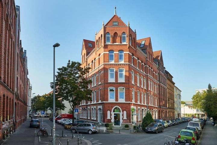 Ferienwohnung für 3 Personen, mit Balkon/Terrasse und Terrasse sowie Garten in Hannover