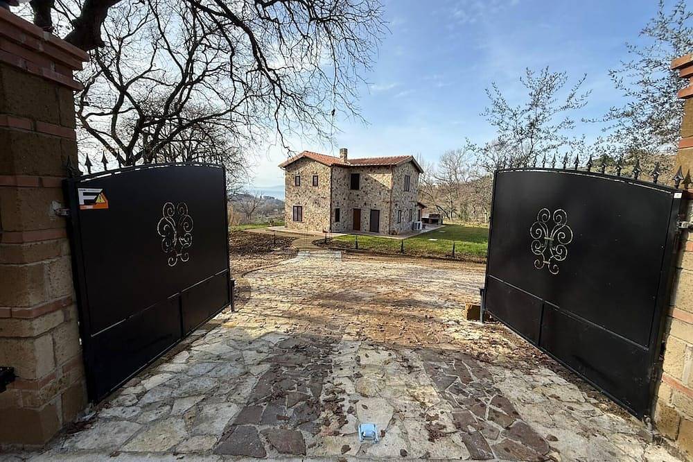 Scappo in Umbria, Casale Rusinè in Narni, Provincia di Terni