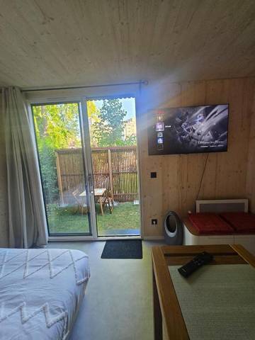 Gîte pour 2 personnes, avec jardin et vue à Saint-Gratien