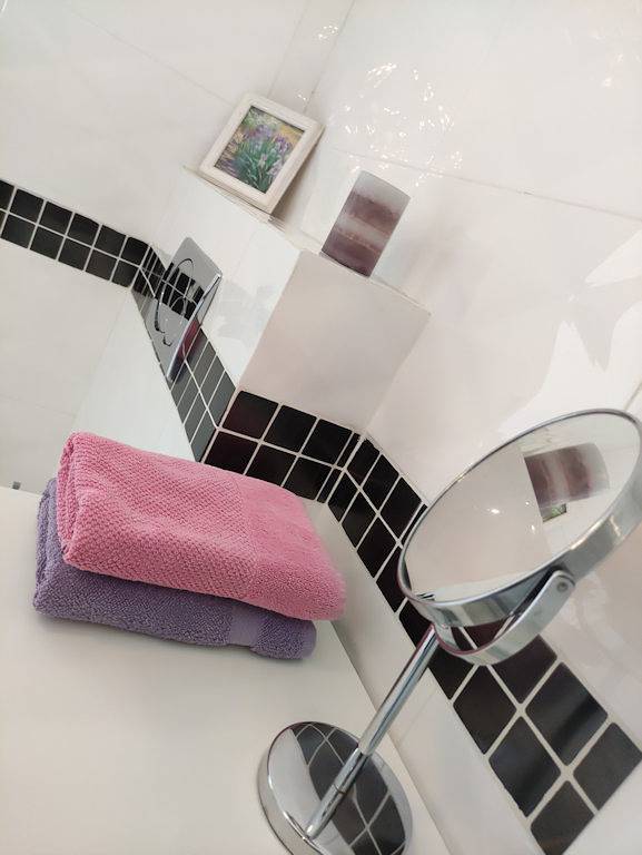 Chambres d'hôtes Les Iris - Lait de Lavande in Sospel, Région de Nice