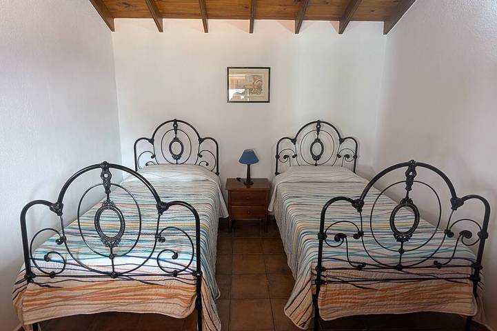 Gîte pour 2 personnes, avec piscine et jardin dans Masca - 2