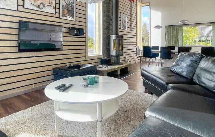Ferienhaus für 12 Personen mit Terrasse in Kläppen, Transtrand