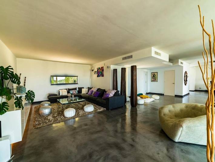 Location de vacances pour 10 personnes, avec piscine ainsi que jacuzzi et terrasse à Roca Llisa - 3