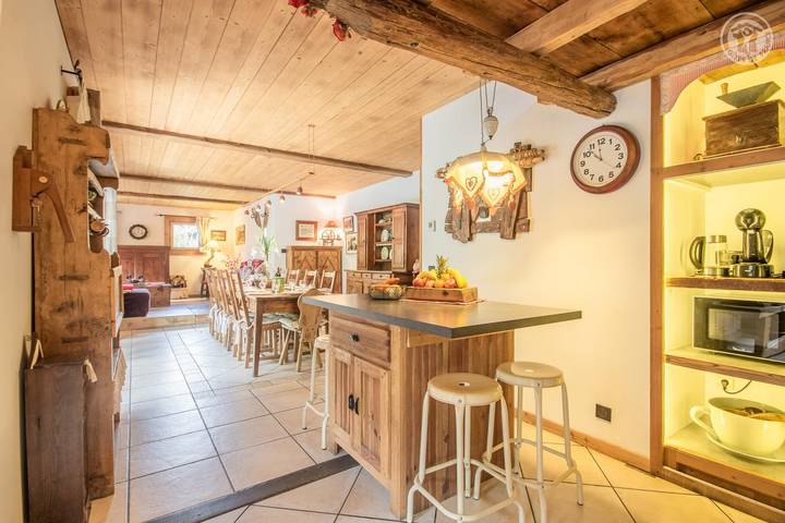 Chalet pour 10 personnes, avec sauna ainsi que terrasse et jardin à Sainte-Foy-Tarentaise - 2