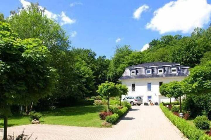 Ferienwohnung für 4 Personen, mit Balkon und Garten