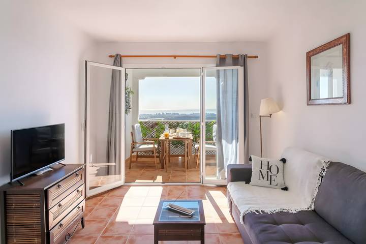 Apartamento entero, Apartamento 'Appartement Avec 2 Piscines' con vistas al mar, Wi-Fi y aire acondicionado in Muchamiel, Costa Blanca