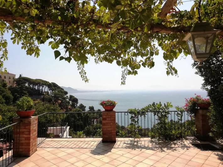 Villa per 6 persone, con Balcone e Terrazza nonché Giardino e Panorama a Vietri sul Mare