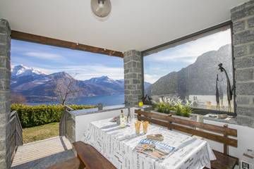 Villa pour 8 Personnes dans Gravedona ed Uniti, Alpes lépontins, Photo 4