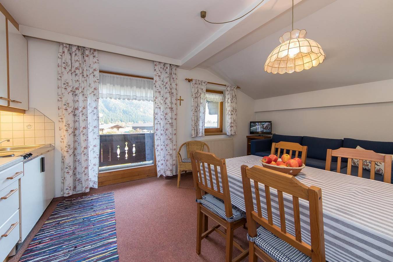 Geheel vakantieappartement, 4-Personenwohnung, 40m² in Loferer und Leoganger Steinberge, Waidring