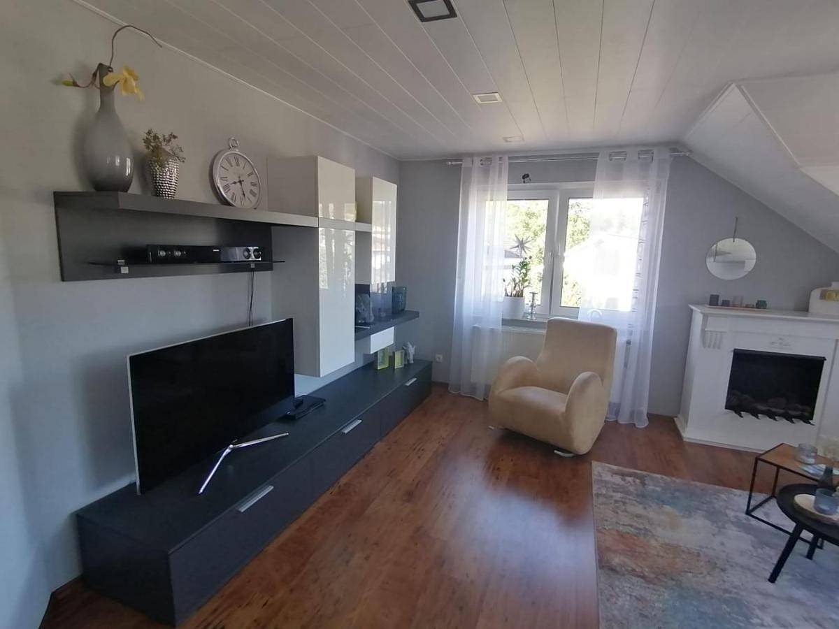 Ganze Wohnung, Romantische Ferienwohnung in Bad Breisig, Osteifel