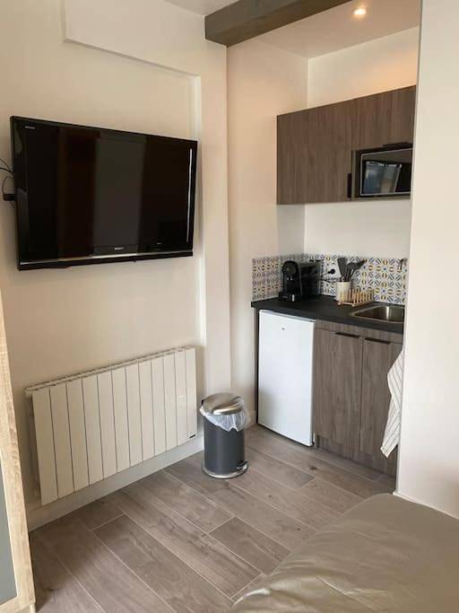 Gîte pour 2 personnes, avec terrasse à Blacé - 3