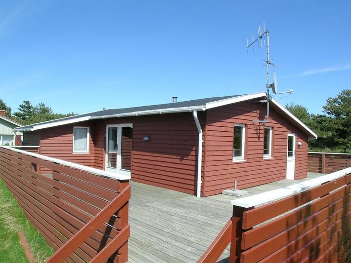 Ferieudlejning for 6 personer, med terrasse i Vejers Strand