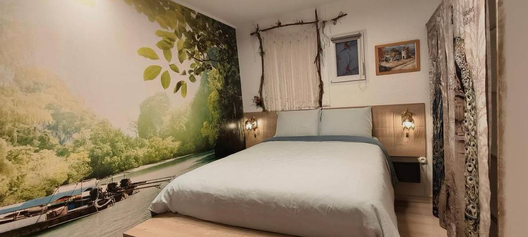 Gîte pour 4 personnes, avec piscine ainsi que jardin et vue, animaux acceptés à Castelnau-le-Lez