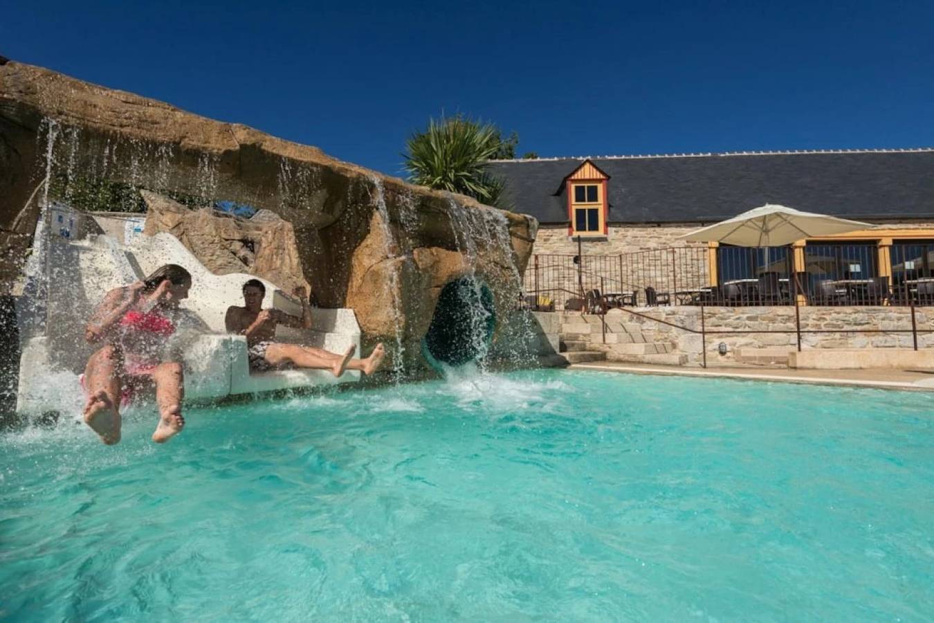 Zecamping 5* parc aquatique club enfant fitness locatif Bbq 2 pers in Quimper, Région de Quimper