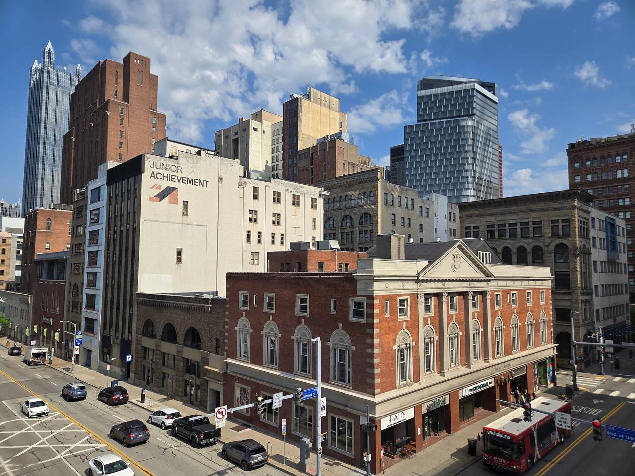 Apartamento entero, City Sights   2 Queen Beds   Downtown Apt in Pittsburgh, Condado de Allegheny