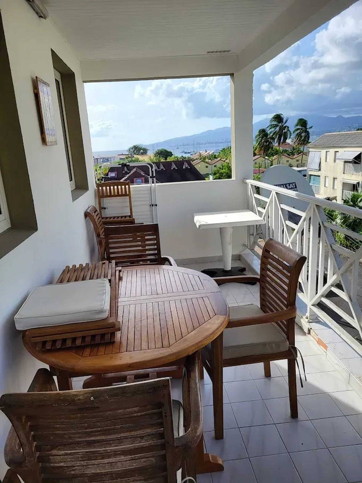 Apartamento entero, Luminoso apartamento con terraza en Les Trois-Îlets in Anse Mitan, Les Trois-Îlets