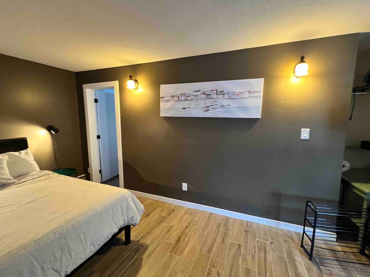 Appartement entier, Condo d'une chambre près de l'avenue Whyte in Edmonton, Alberta