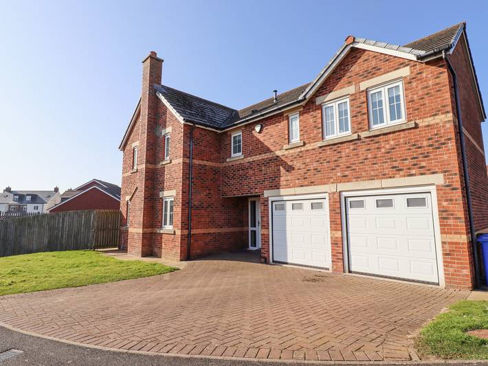 Cottage for 8 people, with garden, with pets in Beadnell