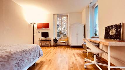 Gîte pour 2 personnes, avec jardin et vue à Bienne