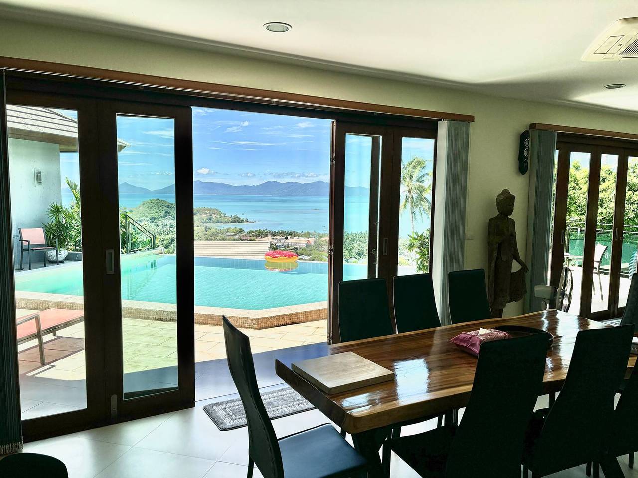 Panoramablick auf das Meer Nordküste Bophut Nachtmarkt in Koh Samui