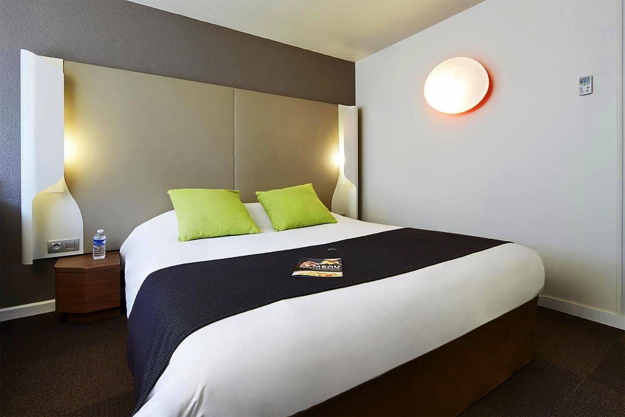Twin Room in Saint-Witz, Val-d'Oise
