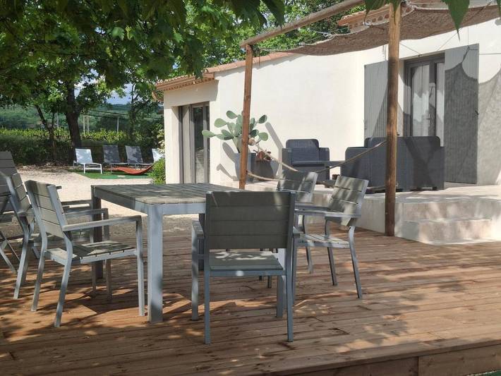 Maison de vacances pour 6 personnes, avec Balcon et Jacuzzi ainsi que Terrasse et Jardin
