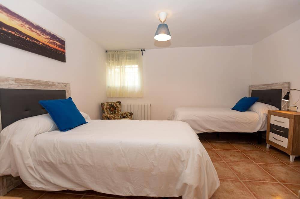 Casa Jurinea Alzar con piscina privada in Torres (Jaén), Sierras Subbéticas
