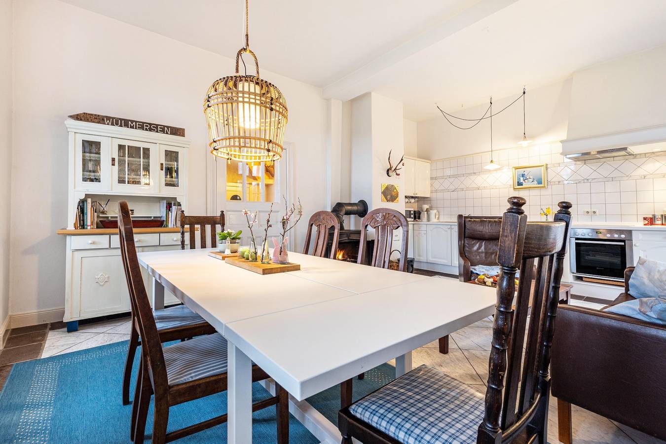 Entire apartment, Holiday flat 'Apartment Burggarten' with dream view and terrace in Trendelburg, Hessisches Bergland