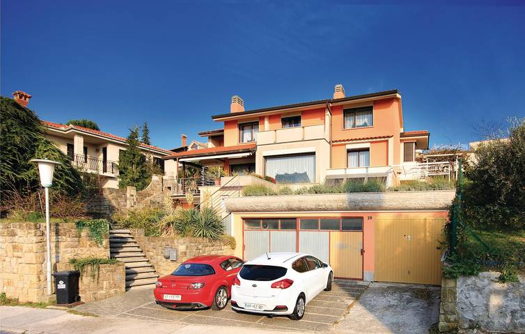 Ferienwohnung für 6 Personen, mit Terrasse und Garten in Piran