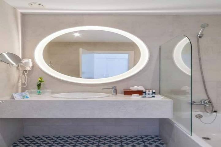 Oceanfront View w/ Balcony | Half Board | Infinity Pool Access | Near Beach in Madeira