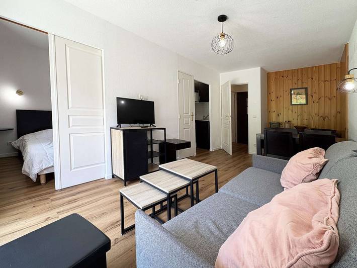 Ganze Wohnung, Appartement de standing avec piscine, sauna, hammam et wifi, au pied des pistes – Les Orres 1800 in Les Orres, Nationalpark Écrins
