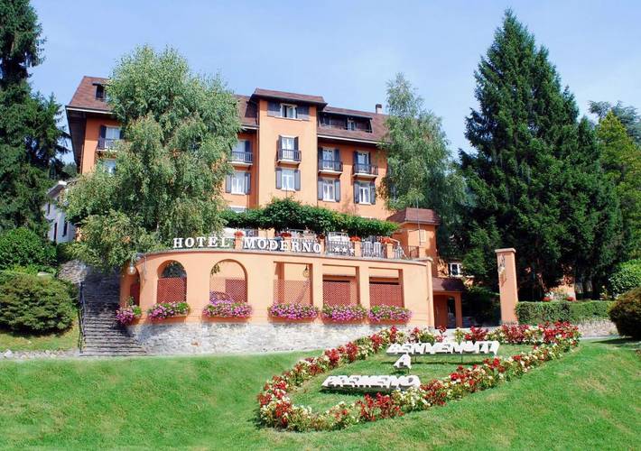 Hôtel pour 2 personnes, avec Terrasse ainsi que Jardin et Vue dans Premeno