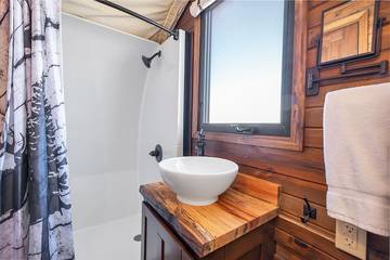 Lodge for 6 Guests in Virgin, Zion National Park, Picture 1