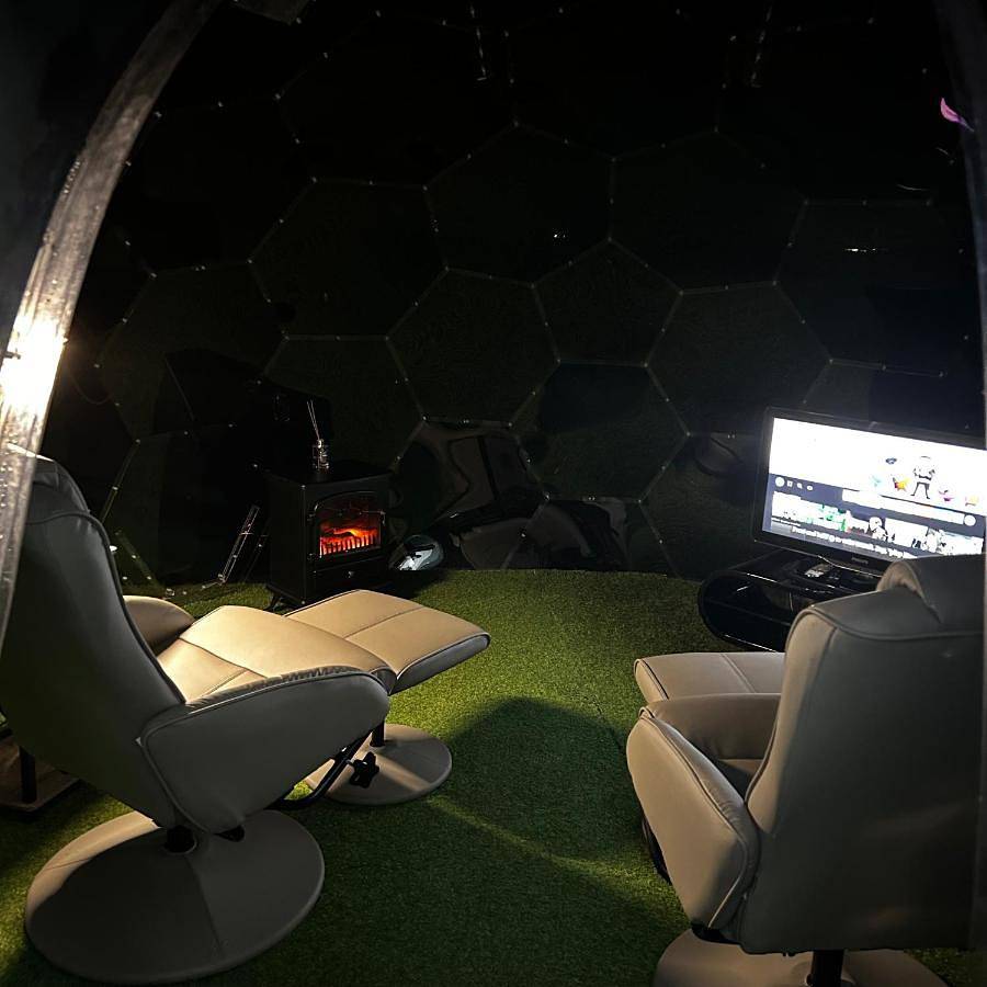 Dome With Private Hot Tub in County Londonderry