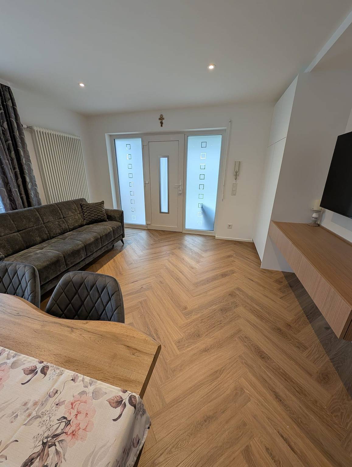 Apartamento entero, Apartamento 'Reichenau' con terraza privada, jardín privado y Wi-Fi in Reichenau, Untersee