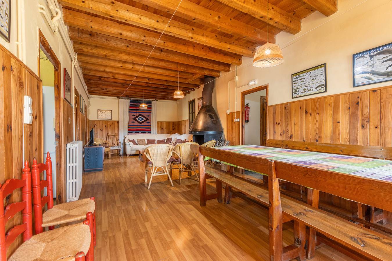 Country House 'El Torrent' with Mountain View, Private Pool and Wi-Fi in Pinell de Solsonès, Lleida Provins