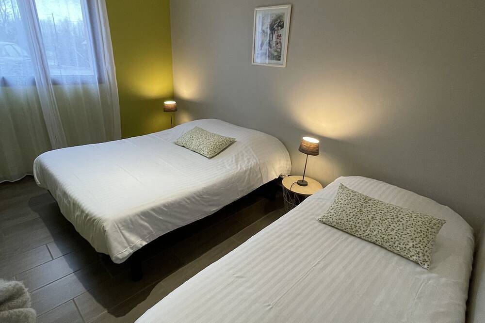 Casa piscina cubierta privada sin vecinos climatizada a 30 ° C en Normandía in Neufchâtel-en-Bray, Región de Dieppe