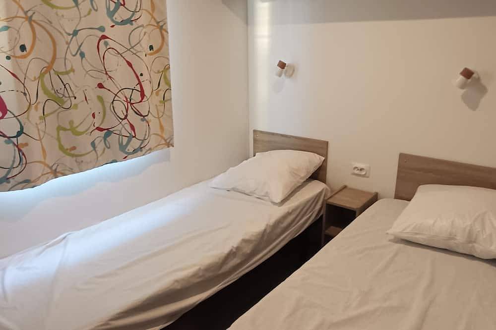 Mobil-home 3 ch 2 Sdb 6 pers dans camping 4* Finistère Sud, 1,5Km des plages. in Trégunc, Côte de Cornouaille
