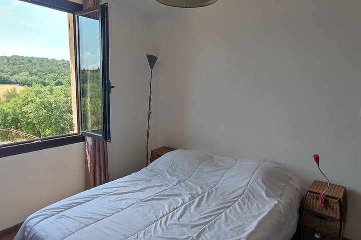 Location de vacances pour 8 personnes, avec terrasse et jardin, animaux acceptés à Mirabeau - 2