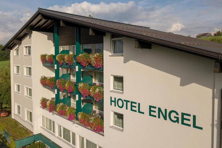 Hotel für 2 Personen, mit Terrasse und Sauna in Alberschwende - 4