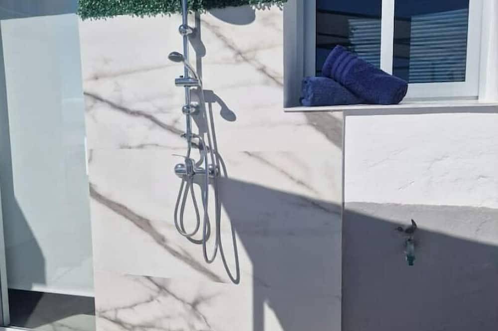 Entire apartment, Ático Micaela. Nuevo. Terraza y Vistas in Ofra-Costa Sur, Santa Cruz de Tenerife